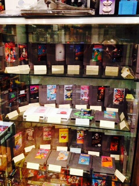 My NES Cassette Project d'Omake Books à la Retrogame Shop de Paris (photo: Florent Gorges)